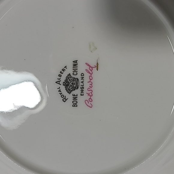 Vintage Royal Albert Dinner Plate and Saucer, Bone China, England, Cotswold - Picture 5 of 5